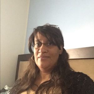 Meet your Posher, Yolanda